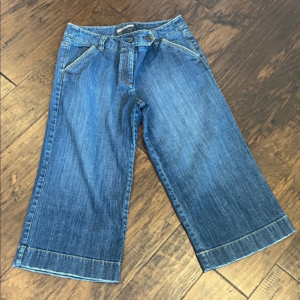 Classic Blue Denim capri - Picture 2 of 4